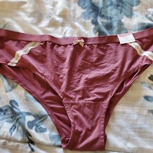 NWT Plus size Cacique cheeky panty